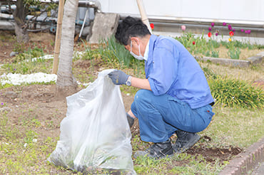 工場周辺の環境美化活動